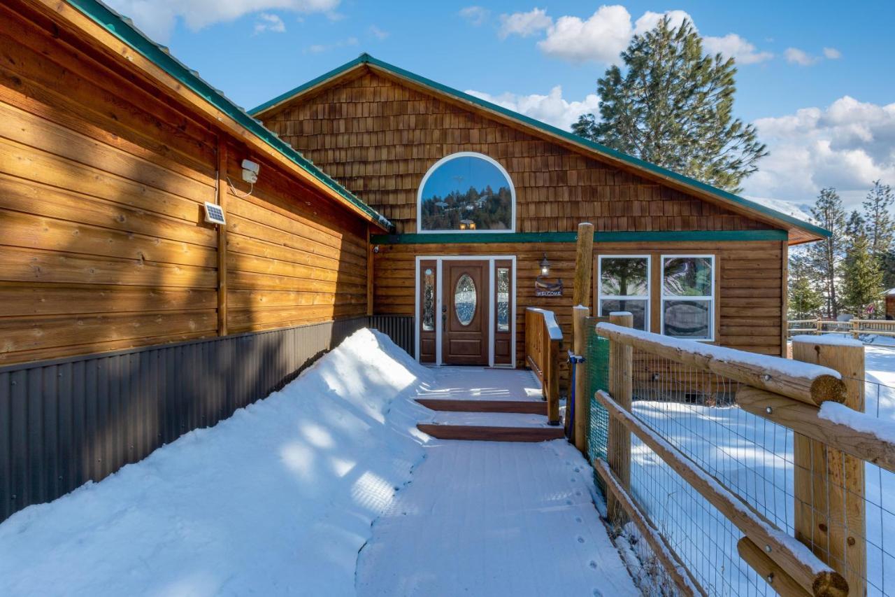 Twin Pines Cabin In Wilderness Ranch On Hwy 21, Amazing Views, 20 Ft Ceilings, Fully Fenced Yard, Pet Friendly, , Go Paddle Boarding At Lucky Peak, Or Snowshoeing In Idaho City And Take In The Hot Springs, Sleeps 10! Boise Eksteriør billede